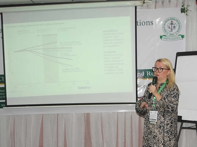 Secretary General INTOSAI WGEA Dr, Vivi Niemenmaa presentating a paper @ the 11th Afrosai-WGEA Annual Meeting (Abuja, Nigeria), 27 Nov, 2023.
